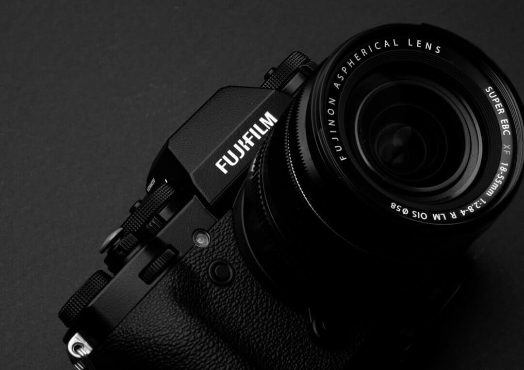 Fujifilm’s new Instax Mini Evo Hybrid is an instant camera